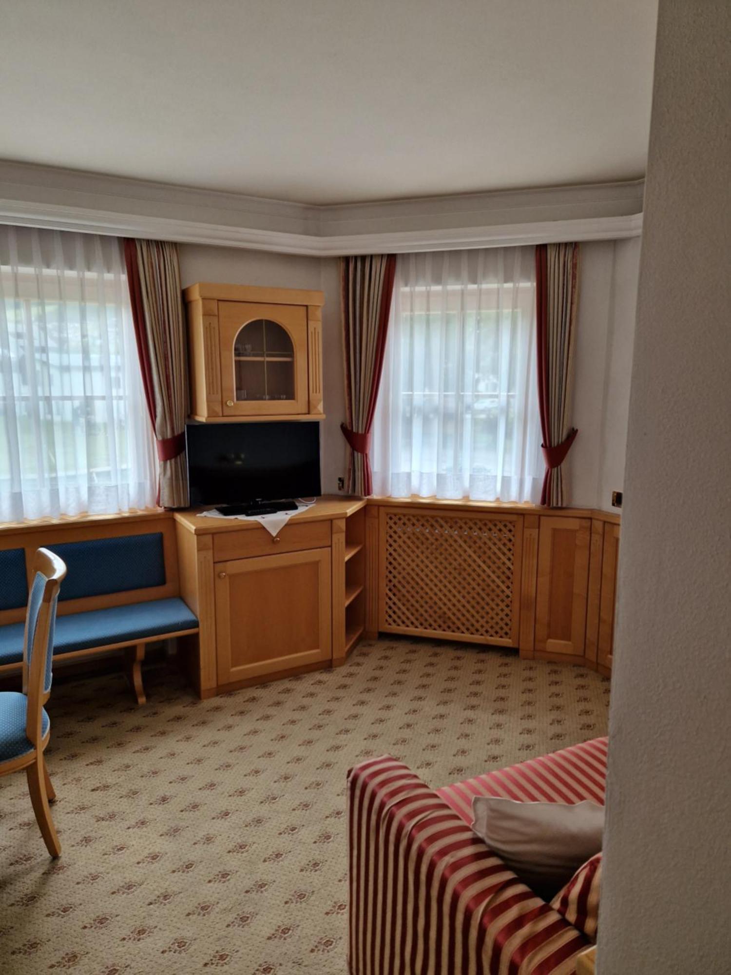 Residence Ciastel โอติเซ ภายนอก รูปภาพ