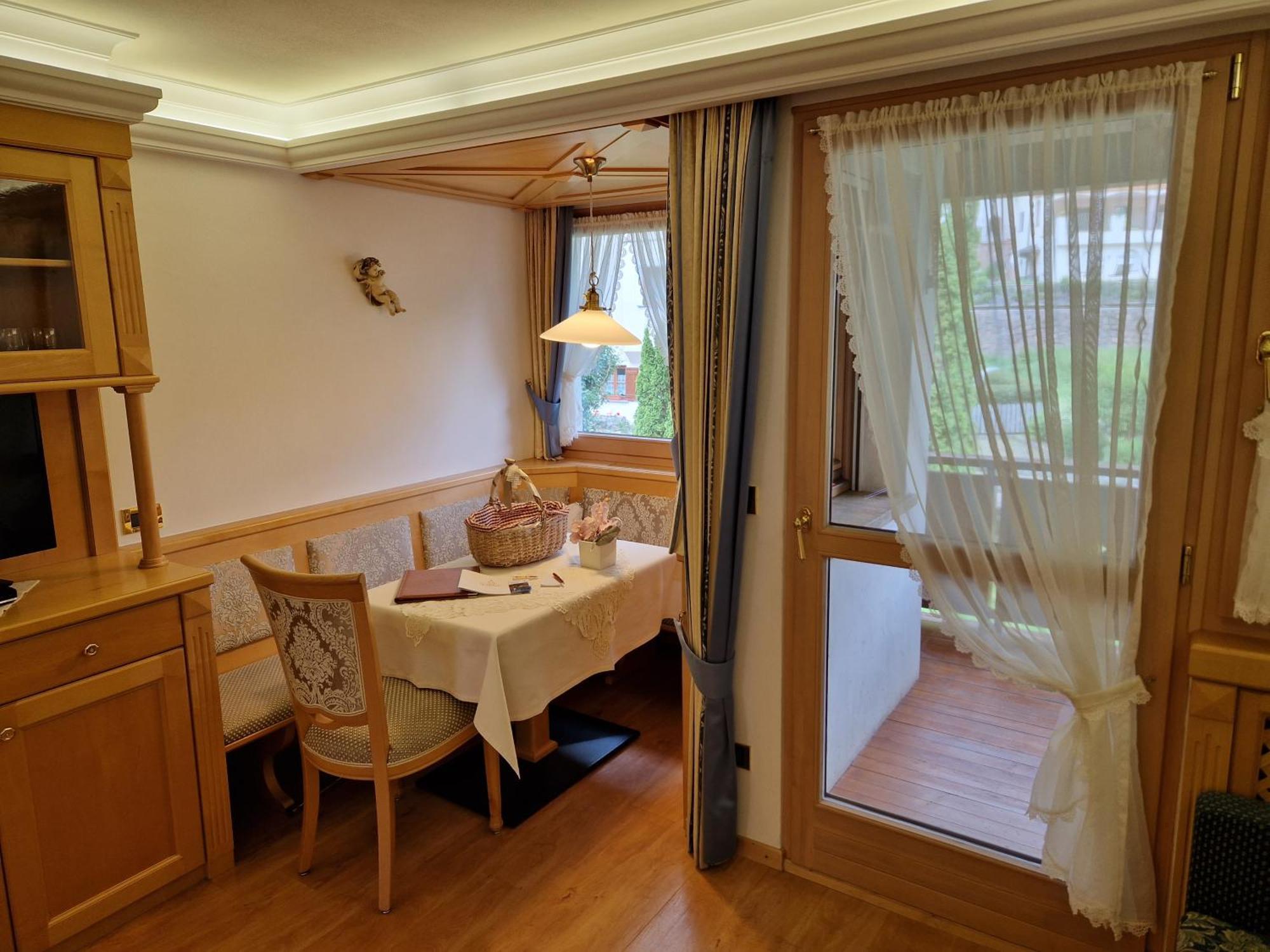 Residence Ciastel โอติเซ ภายนอก รูปภาพ